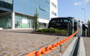 Автоматические цепные барьеры Автоматические цепные барьеры